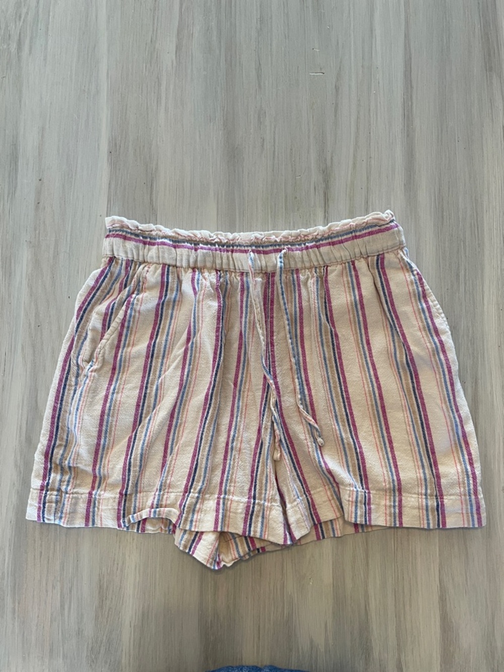 Gap Drawstring Linen Striped Shorts